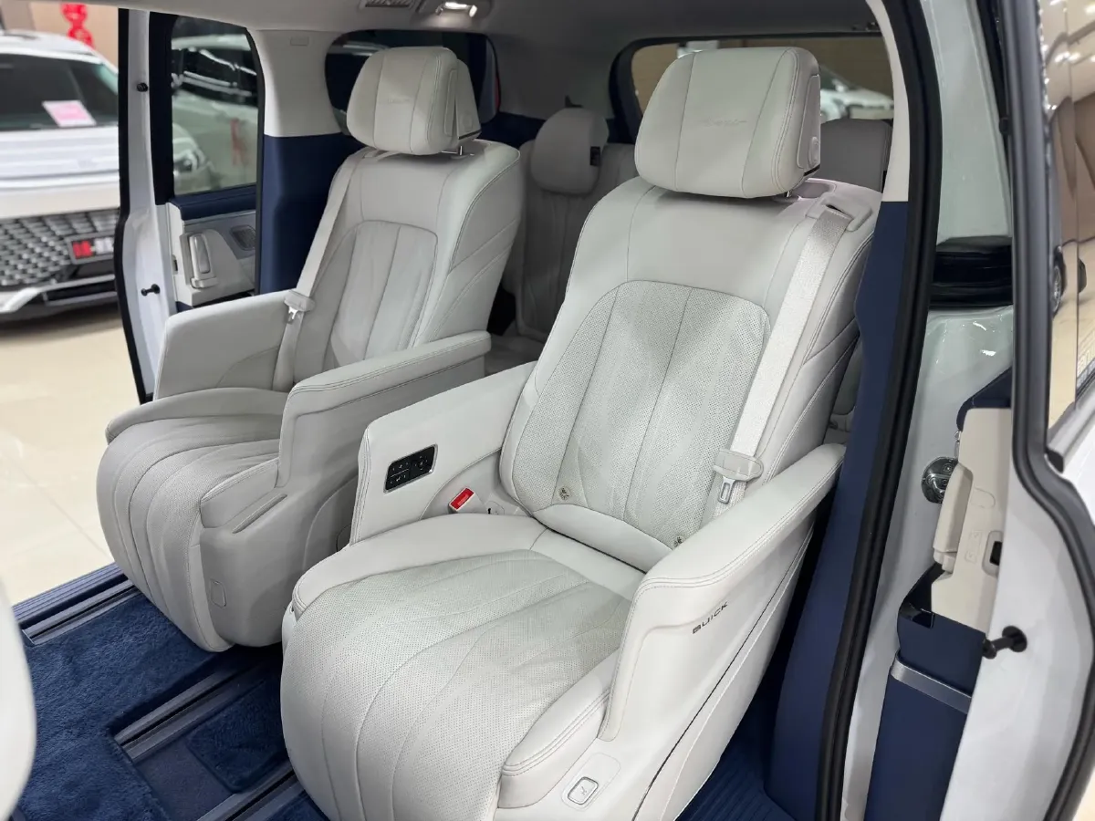 2024 Buick GL8 1.5T 180HP L4 2DHT PHEV 24.4KWH,autocango,china used car exporter,china ev exporter,chinese used car exporter,chinese used ev exporter