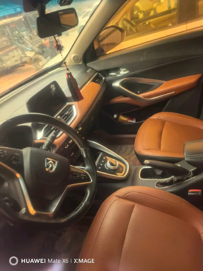 2017 HaiMa S5 Young Edition 1.6L 122HP L4 5MT,autocango,china used car exporter,china ev exporter,chinese used car exporter,chinese used ev exporter