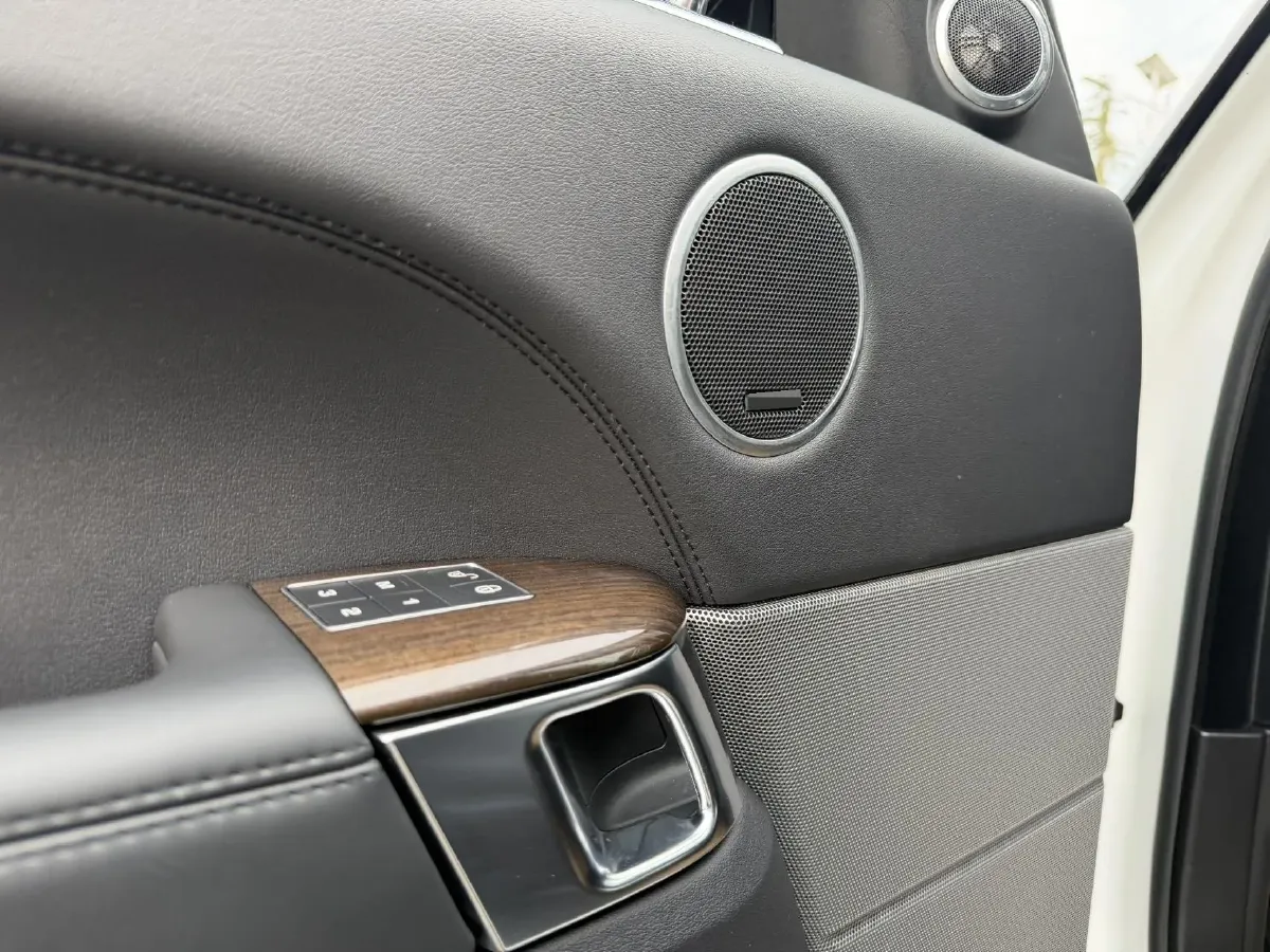 2018 Land Rover Range Rover Sport 2.0T 300HP L4 8AT PHEV 13.1KWH,autocango,china used car exporter,china ev exporter,chinese used car exporter,chinese used ev exporter