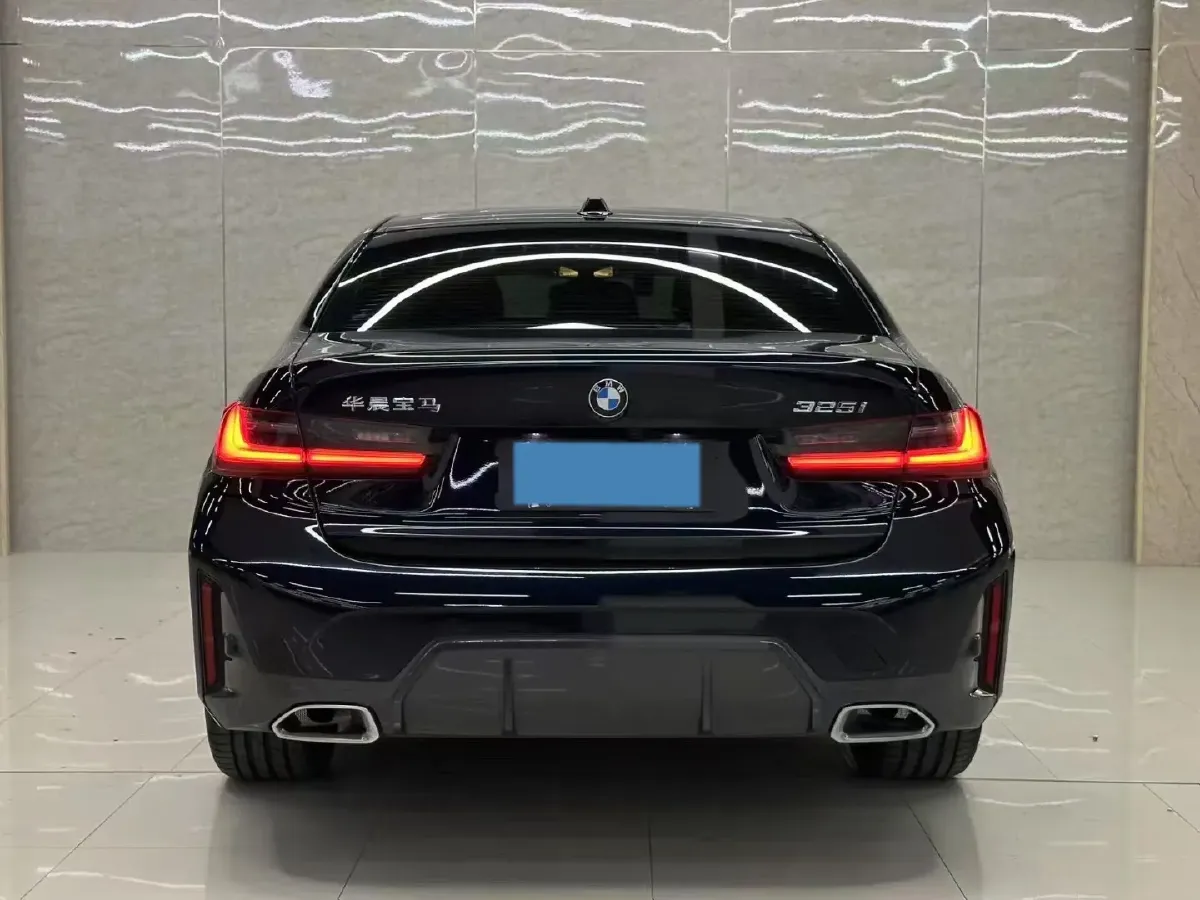 2023 BMW 3 Series 2.0T 184HP L4 8AT,autocango,china used car exporter,china ev exporter,chinese used car exporter,chinese used ev exporter