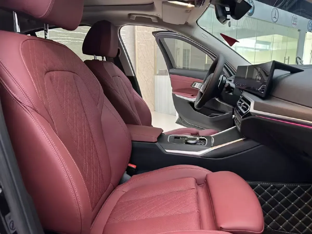 2023 BMW 3 Series 2.0T 184HP L4 8AT,autocango,china used car exporter,china ev exporter,chinese used car exporter,chinese used ev exporter