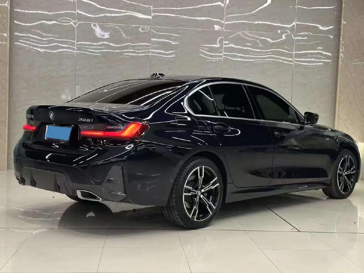 2023 BMW 3 Series 2.0T 184HP L4 8AT,autocango,china used car exporter,china ev exporter,chinese used car exporter,chinese used ev exporter