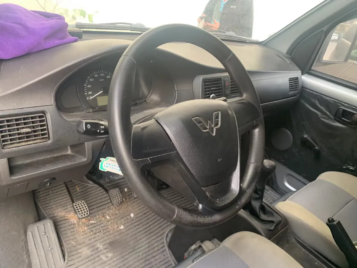 2019 WuLing RongGuang Mini Truck 1.5L 107HP L4 5MT,autocango,china used car exporter,china ev exporter,chinese used car exporter,chinese used ev exporter