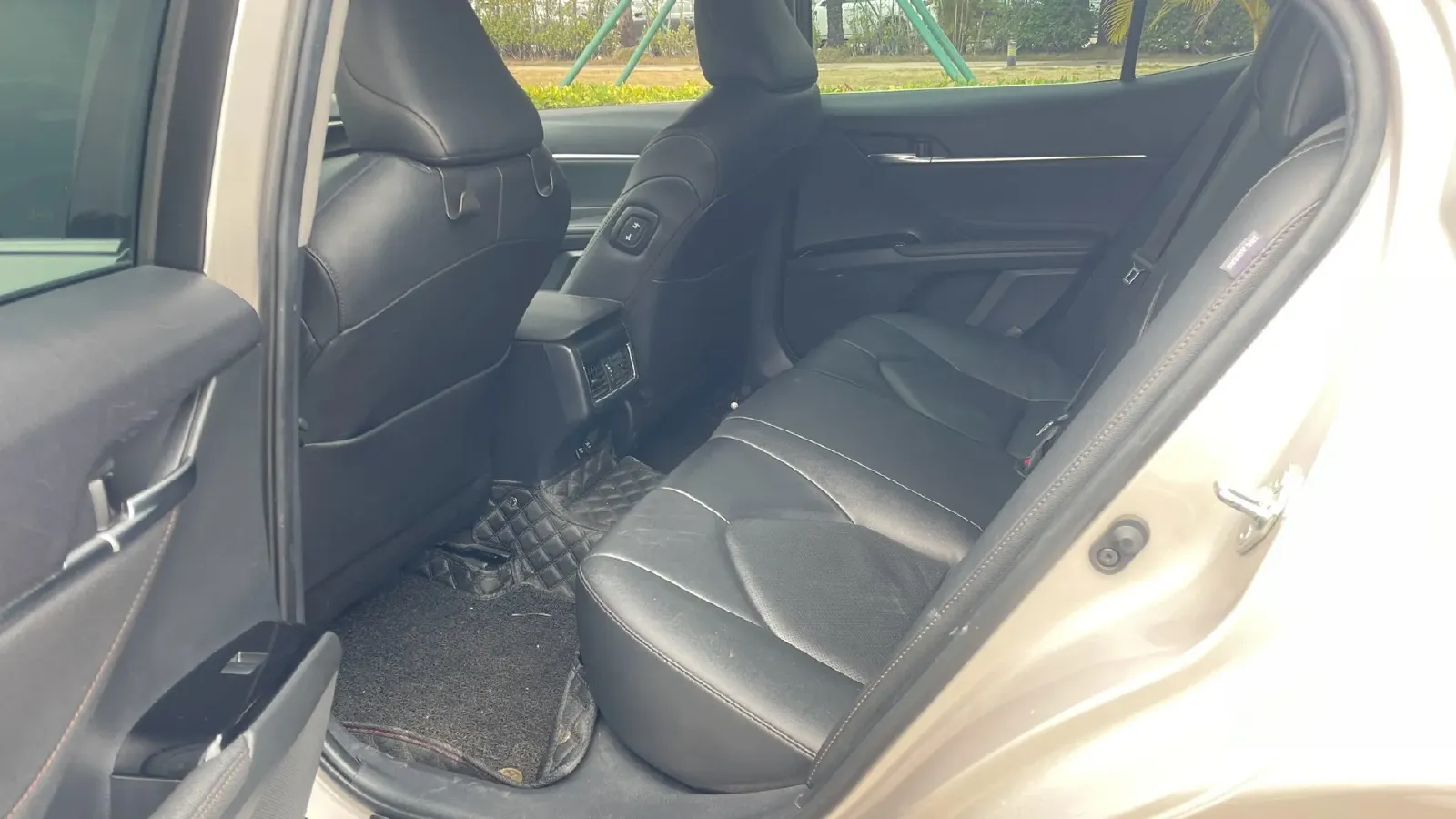 2021 Toyota Camry 2.0L 178HP L4 CVT,autocango,china used car exporter,china ev exporter,chinese used car exporter,chinese used ev exporter