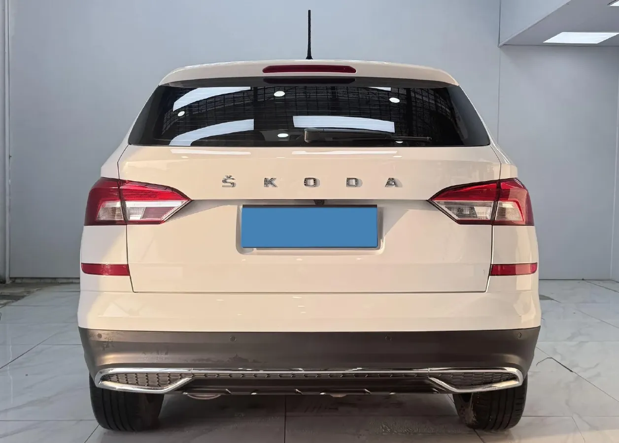 2023 Skoda Kamiq 1.5L 109HP L4 6AT,autocango,china used car exporter,china ev exporter,chinese used car exporter,chinese used ev exporter
