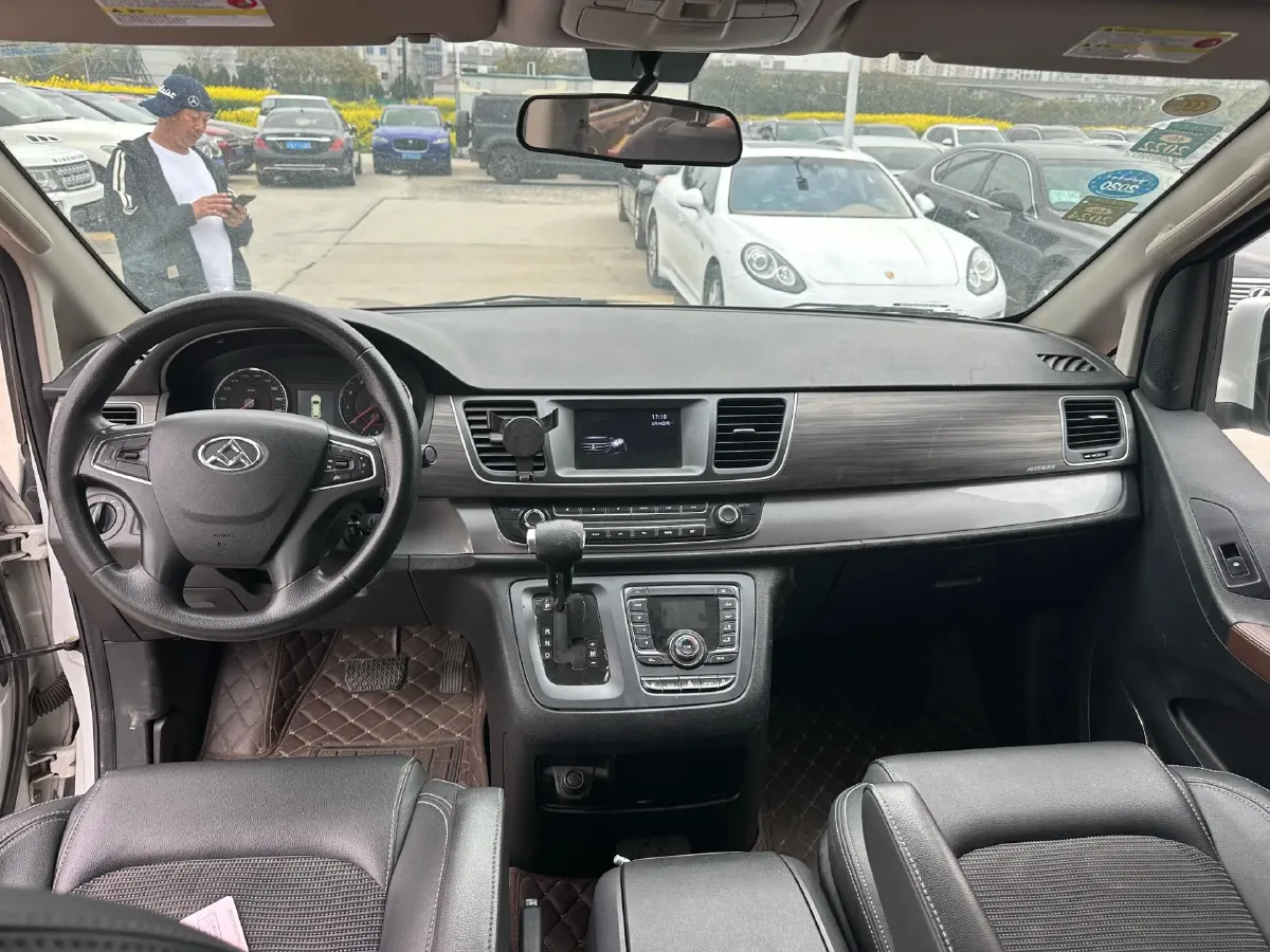 2018 MAXUS G10 2.0T 224HP L4 6AT,autocango,china used car exporter,china ev exporter,chinese used car exporter,chinese used ev exporter