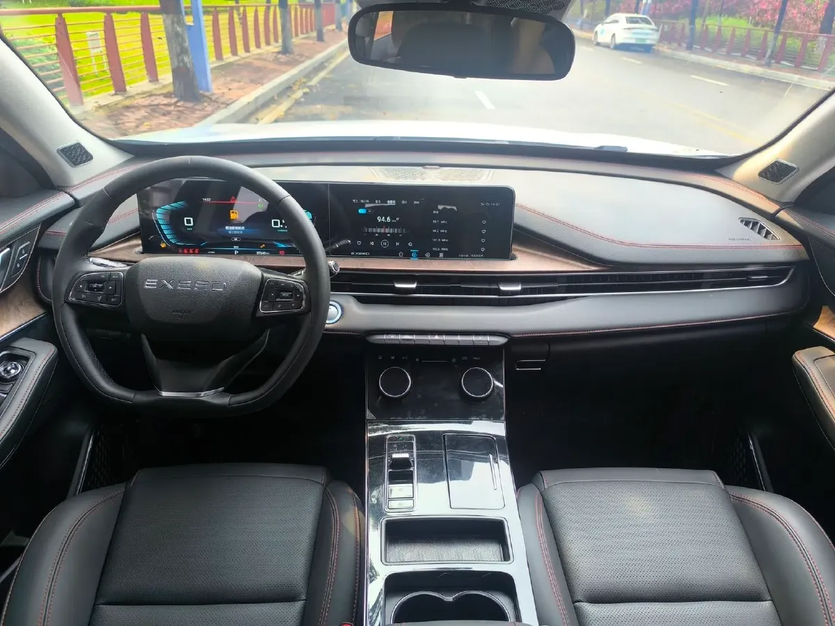 2020 Exceed LX 1.5T 156HP L4 CVT,autocango,china used car exporter,china ev exporter,chinese used car exporter,chinese used ev exporter