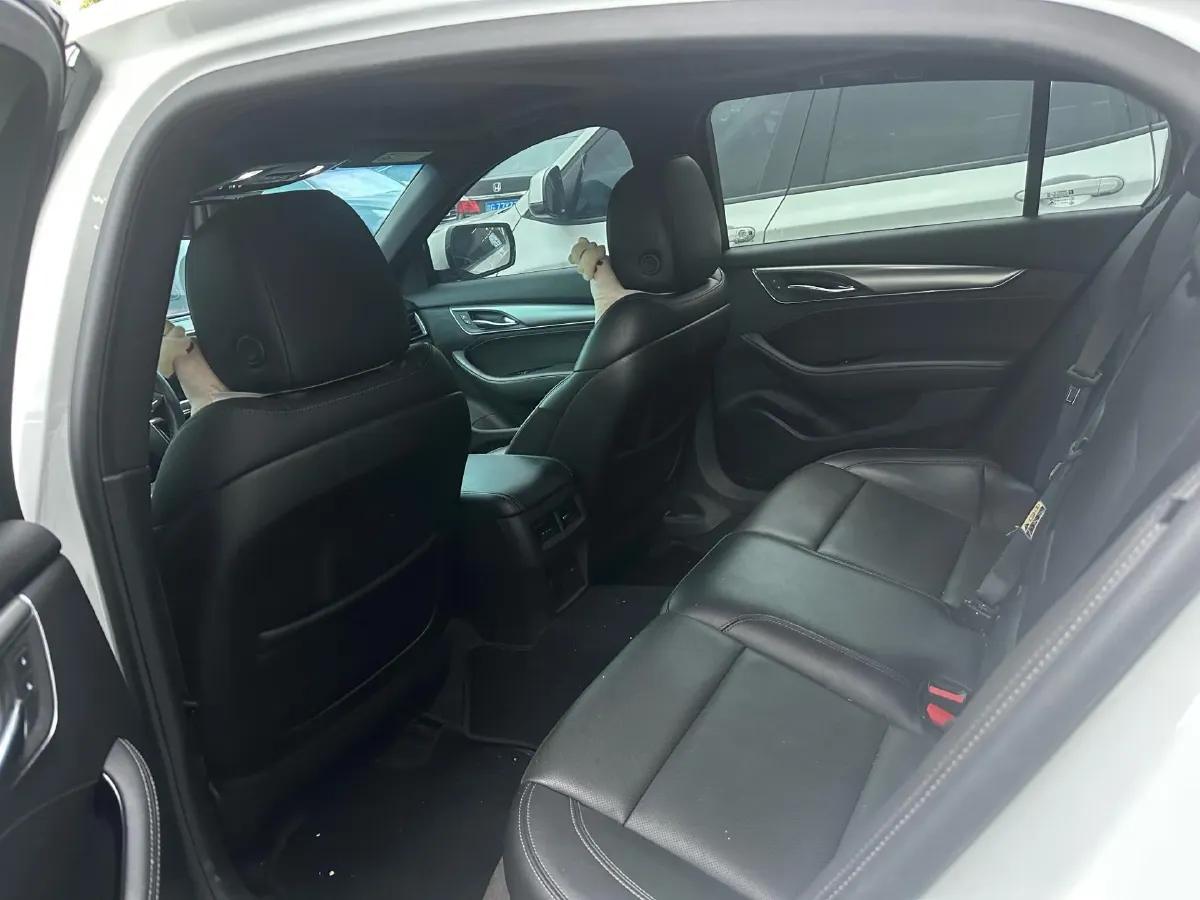 2022 Cadillac CT5 2.0T 237HP L4 10AT,autocango,china used car exporter,china ev exporter,chinese used car exporter,chinese used ev exporter