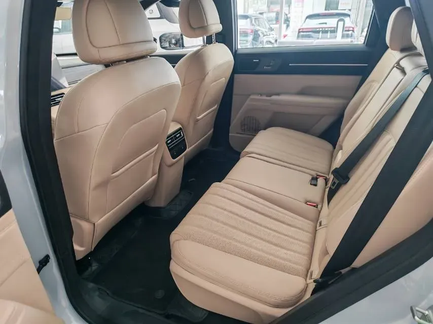 2025 Jetour DASHING 1.5T 184HP L4 7DCT,autocango,china used car exporter,china ev exporter,chinese used car exporter,chinese used ev exporter