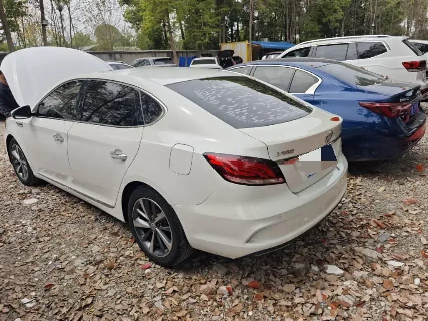 2019 MAXUS XinTu V80 2.5T 136HP L4 6AMT,autocango,china used car exporter,china ev exporter,chinese used car exporter,chinese used ev exporter