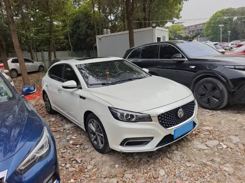 2019 MAXUS XinTu V80 2.5T 136HP L4 6AMT,autocango,china used car exporter,china ev exporter,chinese used car exporter,chinese used ev exporter