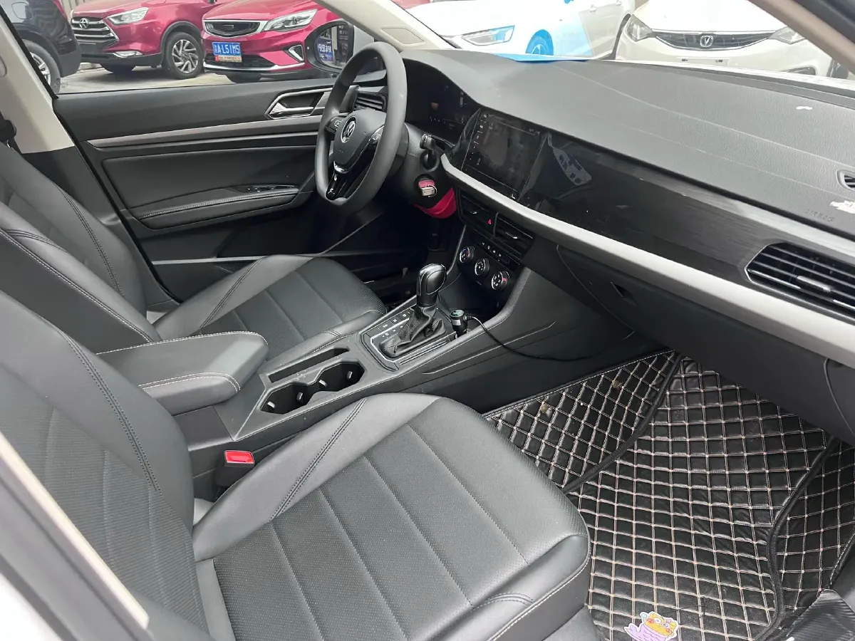 2021 Volkswagen Lavida 1.5L 113HP L4 6AT,autocango,china used car exporter,china ev exporter,chinese used car exporter,chinese used ev exporter