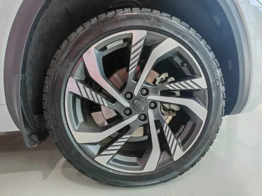 2024 Geely Monjaro 2.0T 238HP L4 8AT,autocango,china used car exporter,china ev exporter,chinese used car exporter,chinese used ev exporter