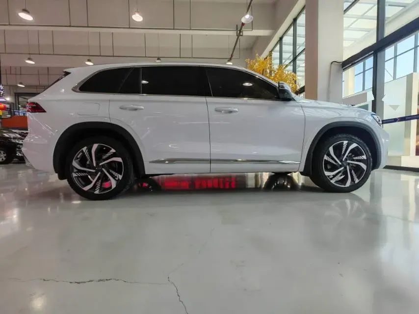 2024 Geely Monjaro 2.0T 238HP L4 8AT,autocango,china used car exporter,china ev exporter,chinese used car exporter,chinese used ev exporter