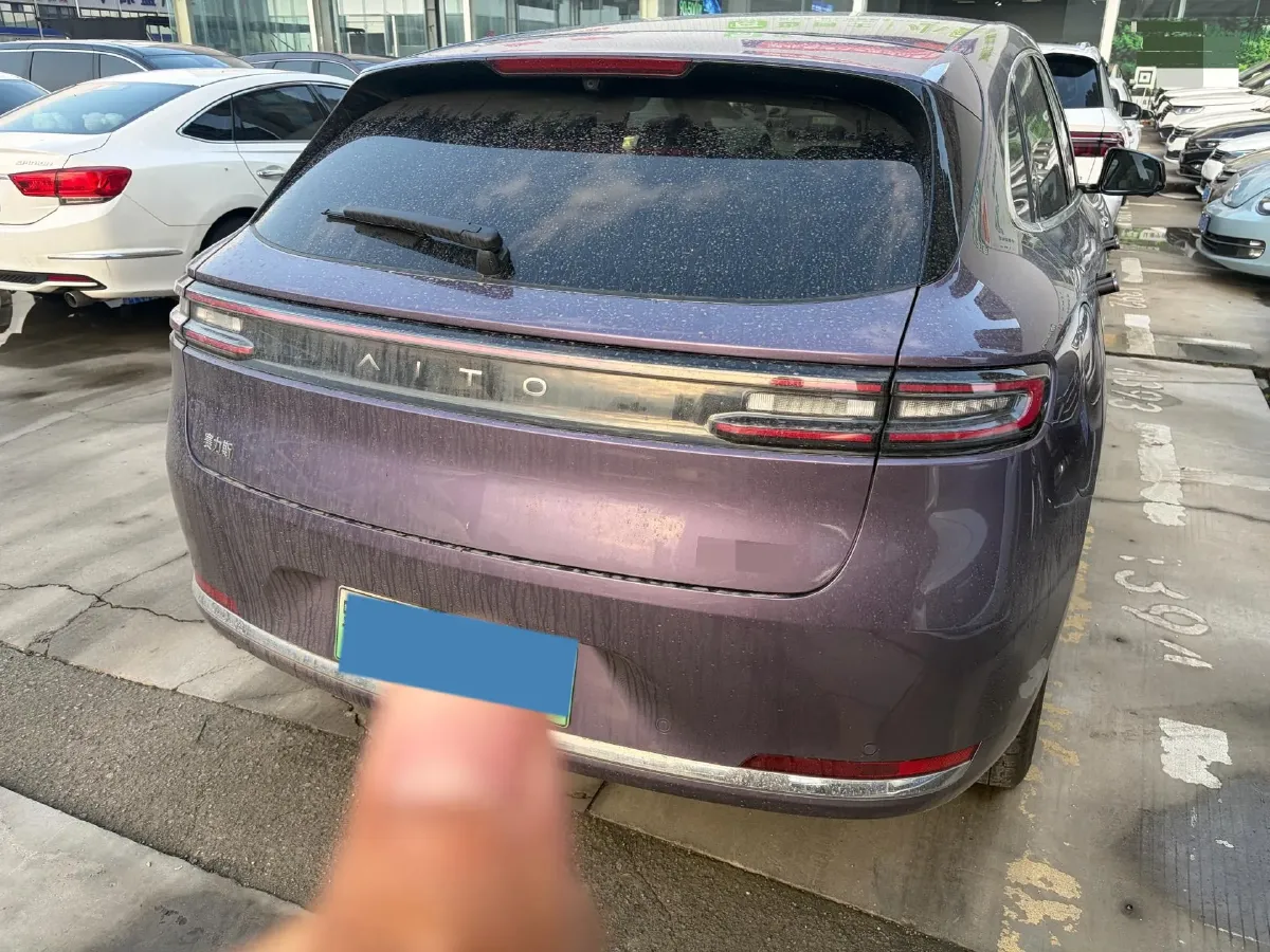 2025 AITO AITO M5 1.5T 152HP L4 REEV 42KWH,autocango,china used car exporter,china ev exporter,chinese used car exporter,chinese used ev exporter