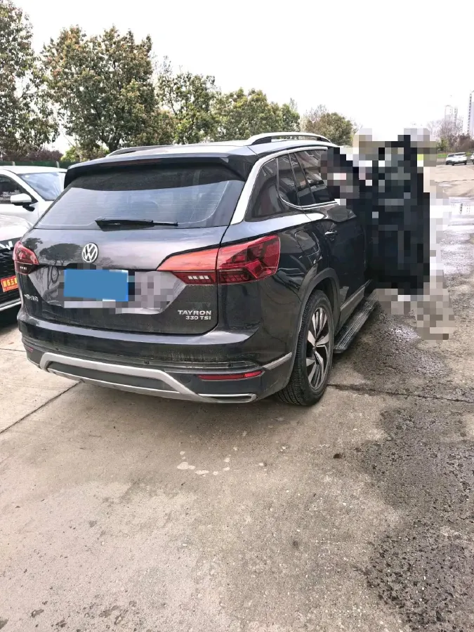 2019 Jeep Cherokee 2.0T 234HP L4 9AT,autocango,china used car exporter,china ev exporter,chinese used car exporter,chinese used ev exporter