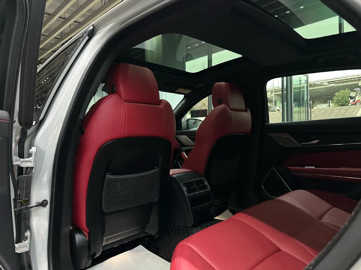 2023 Jaguar XFL 2.0T 250HP L4 8AT,autocango,china used car exporter,china ev exporter,chinese used car exporter,chinese used ev exporter