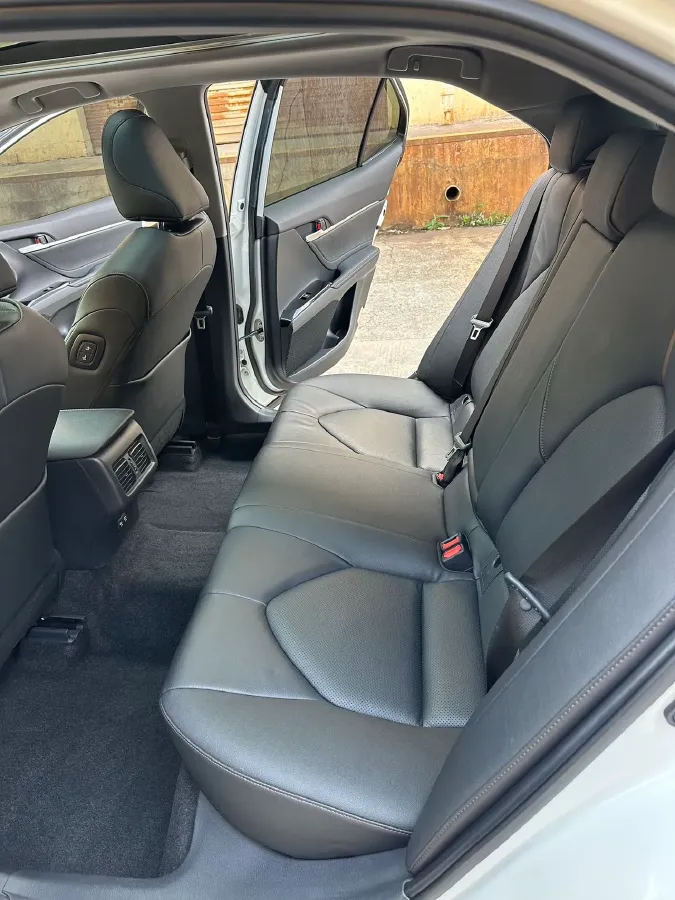 2019 Toyota Camry 2.5L 209HP L4 8AT,autocango,china used car exporter,china ev exporter,chinese used car exporter,chinese used ev exporter