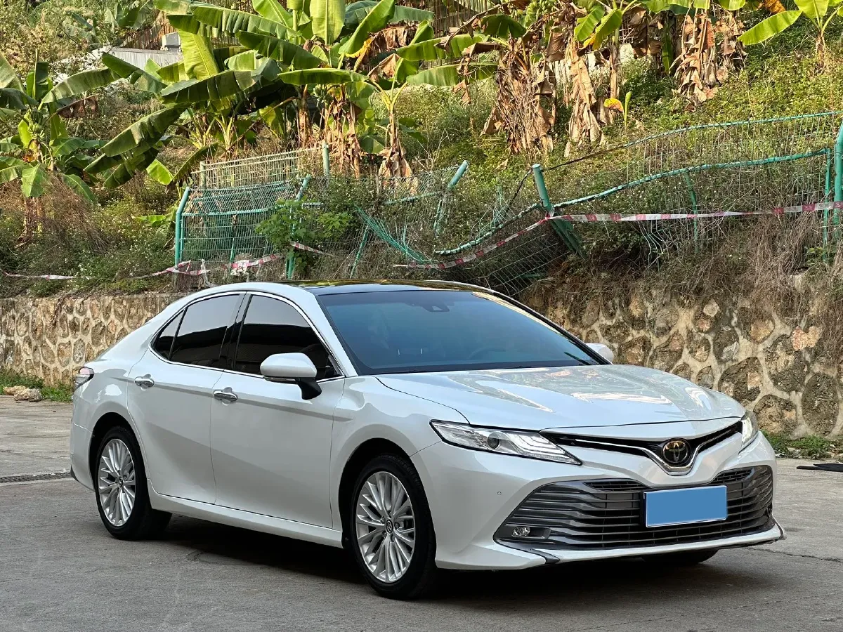 2019 Toyota Camry 2.5L 209HP L4 8AT,autocango,china used car exporter,china ev exporter,chinese used car exporter,chinese used ev exporter