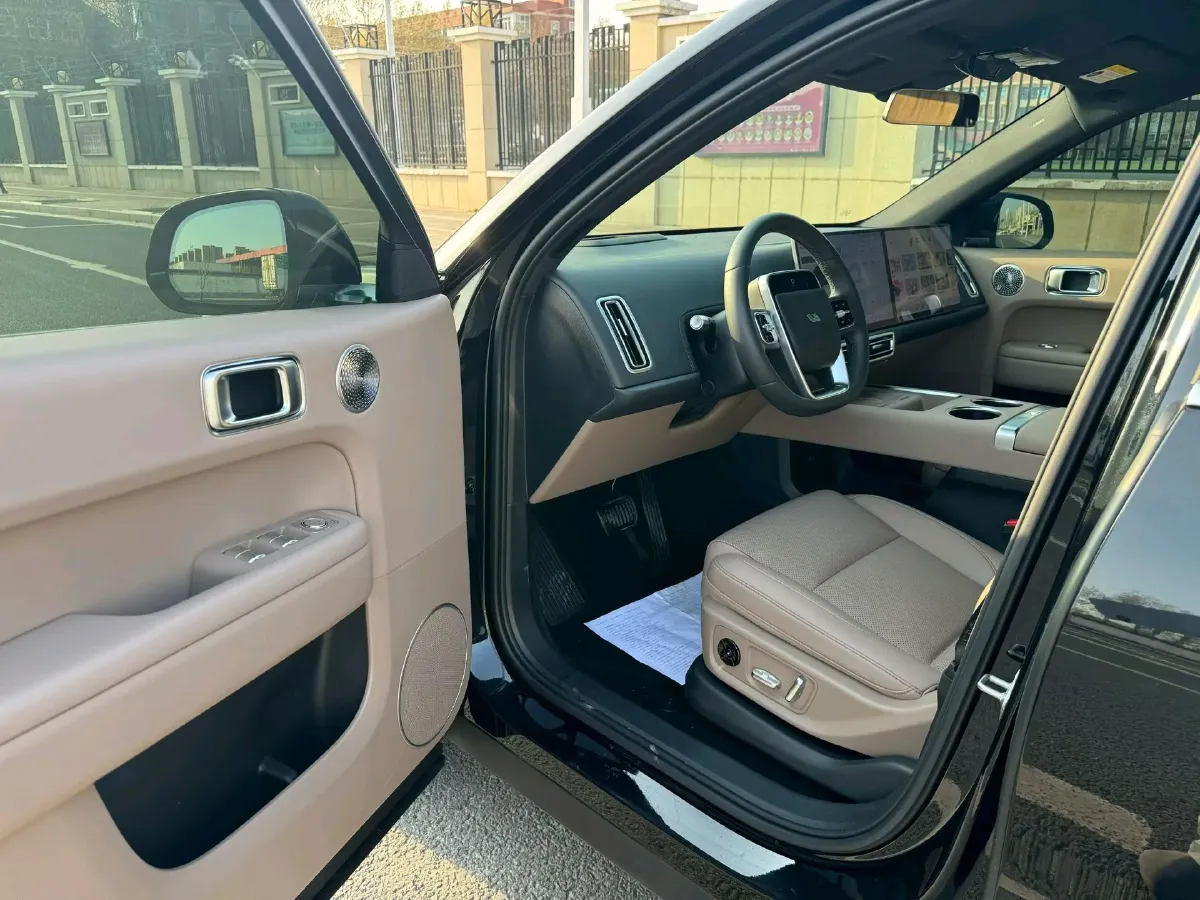 2025 Li L6 Range Extended 154HP L4 REEV,autocango,china used car exporter,china ev exporter,chinese used car exporter,chinese used ev exporter