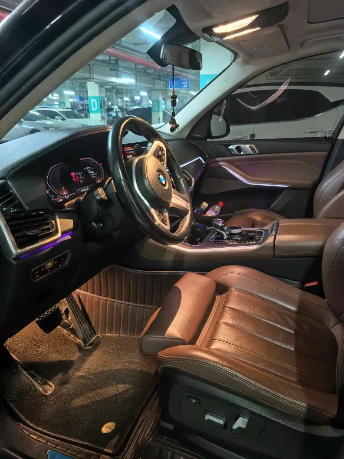 2021 BMW X5 3.0T 340HP L6 8AT,autocango,china used car exporter,china ev exporter,chinese used car exporter,chinese used ev exporter