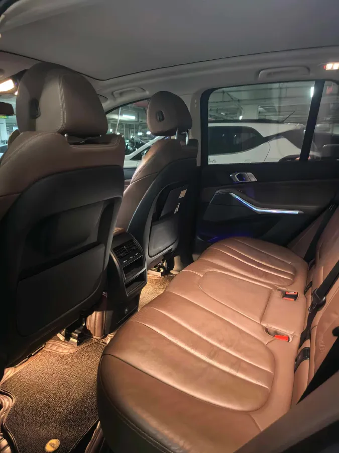 2021 BMW X5 3.0T 340HP L6 8AT,autocango,china used car exporter,china ev exporter,chinese used car exporter,chinese used ev exporter