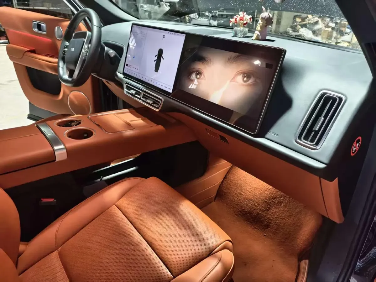 2023 Li L8 Range Extended 154HP REEV 40.9KWH,autocango,china used car exporter,china ev exporter,chinese used car exporter,chinese used ev exporter