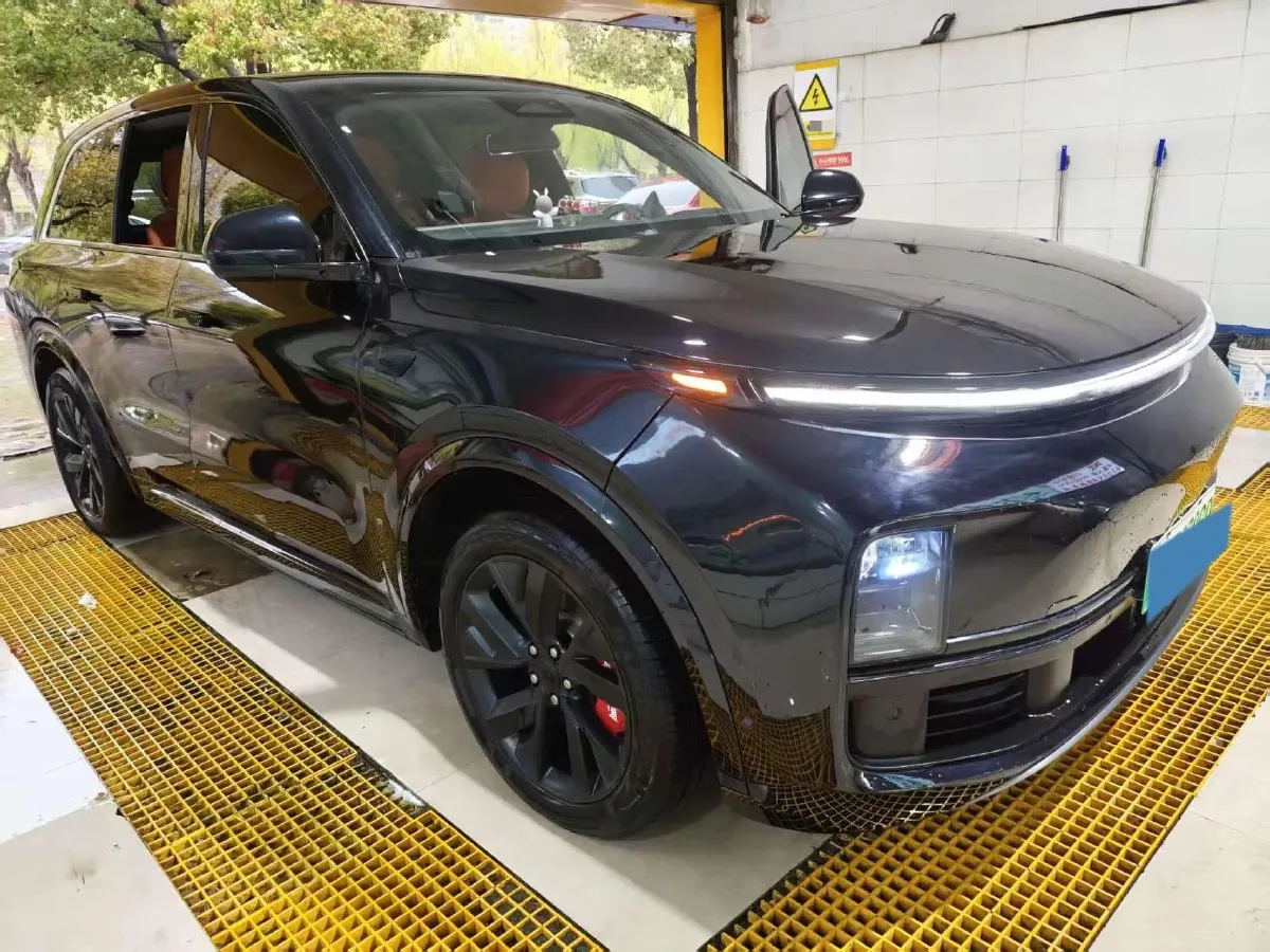 2023 Li L8 Range Extended 154HP REEV 40.9KWH,autocango,china used car exporter,china ev exporter,chinese used car exporter,chinese used ev exporter