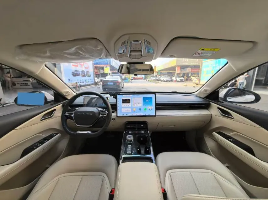 2023 WuLing XingGuang 1.5L 106HP L4 E-CVT PHEV 20.5KWH,autocango,china used car exporter,china ev exporter,chinese used car exporter,chinese used ev exporter