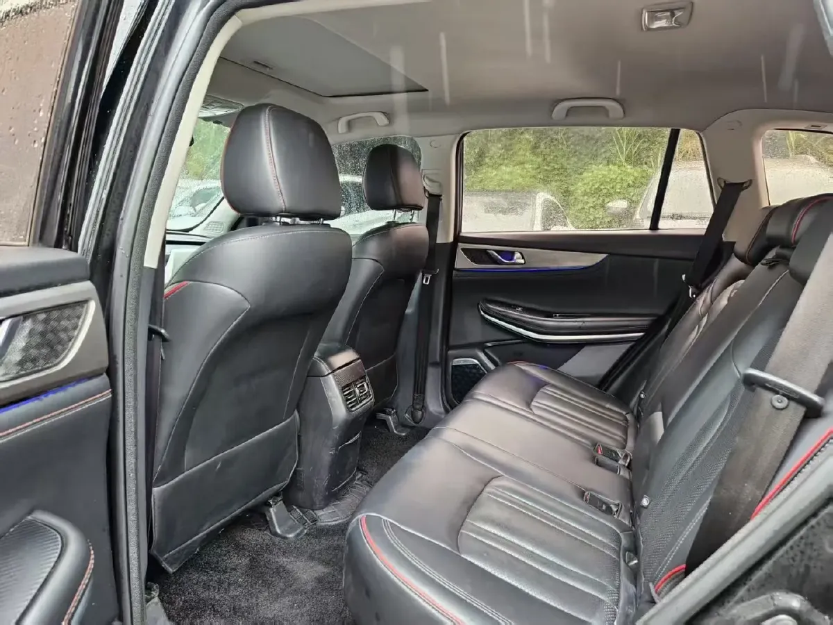 2022 Citroen C5 Aircross 1.6T 175HP L4 8AT,autocango,china used car exporter,china ev exporter,chinese used car exporter,chinese used ev exporter