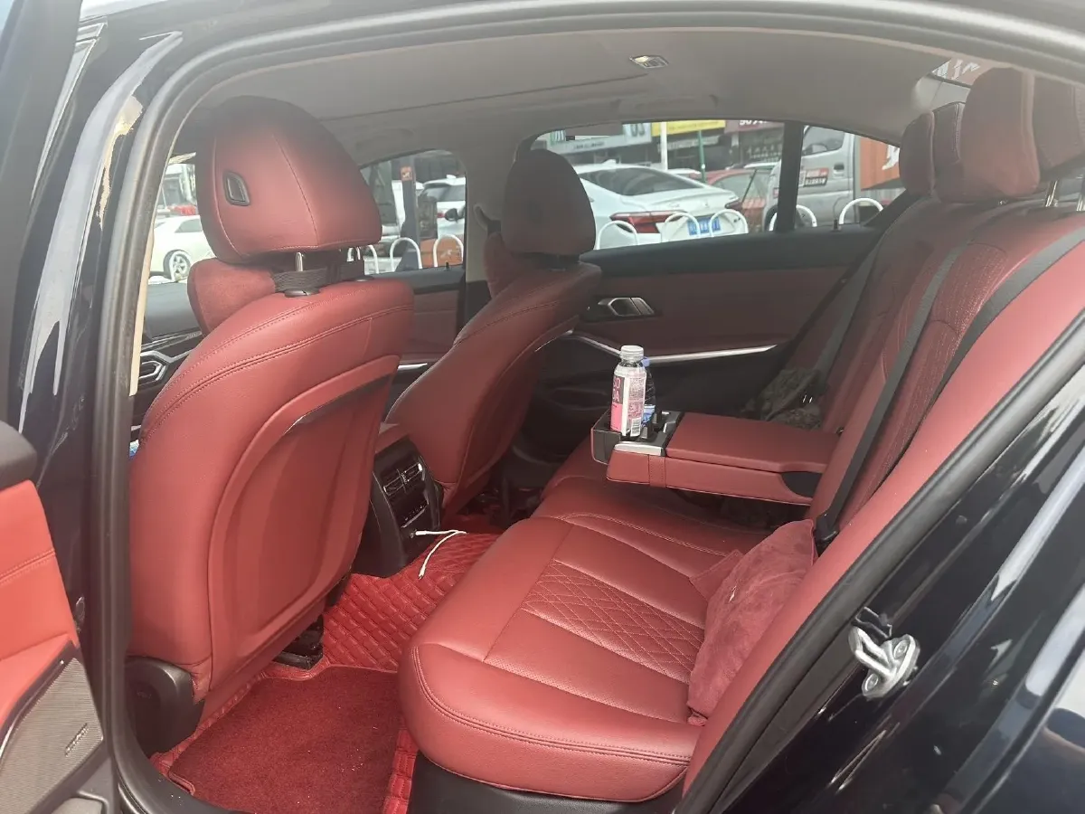 2023 BMW 3 Series 2.0T 184HP L4 8AT,autocango,china used car exporter,china ev exporter,chinese used car exporter,chinese used ev exporter