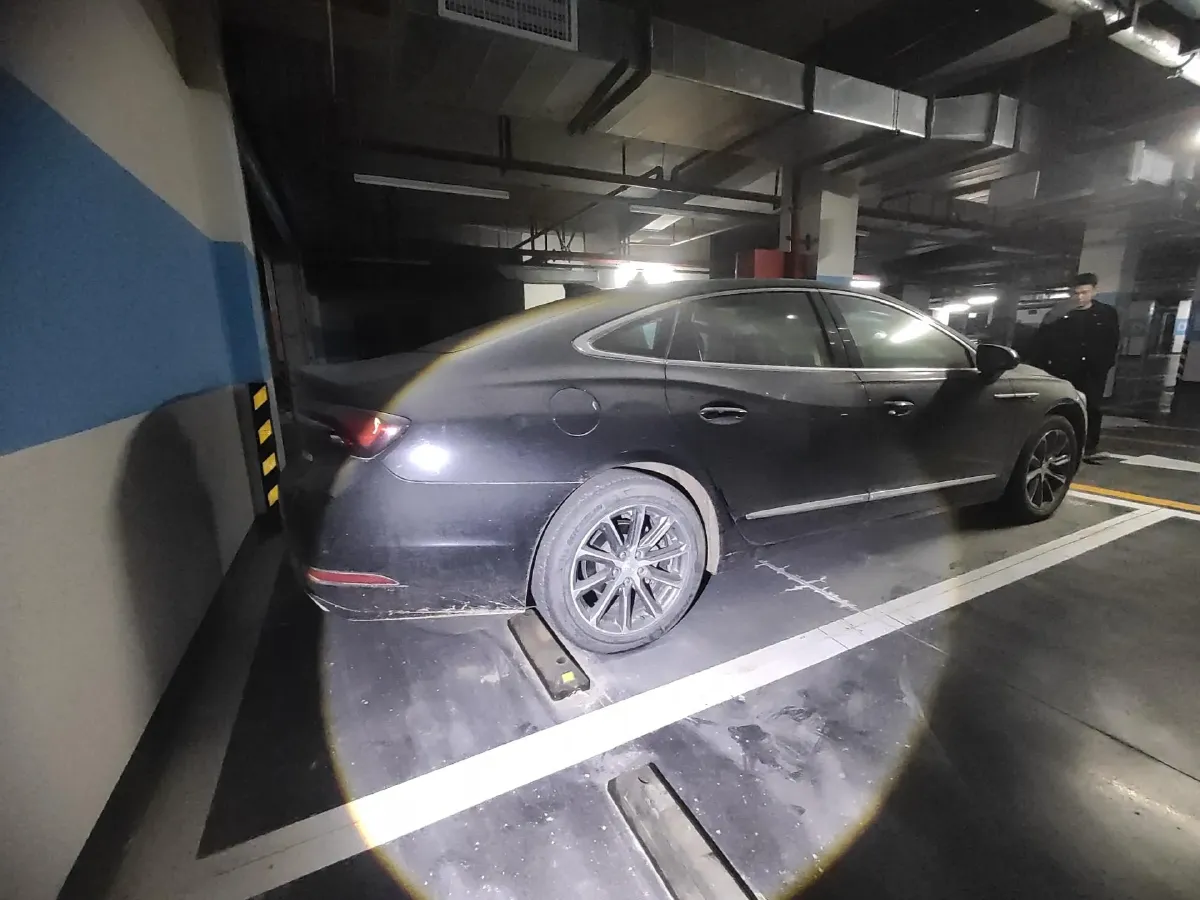 2021 Buick Larcosse 2.0T 237HP L4 9AT,autocango,china used car exporter,china ev exporter,chinese used car exporter,chinese used ev exporter