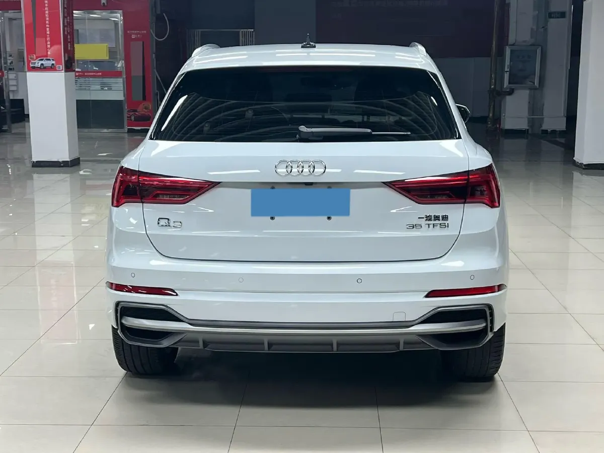 2022 Audi Q3 1.4T 150HP L4 7DCT,autocango,china used car exporter,china ev exporter,chinese used car exporter,chinese used ev exporter