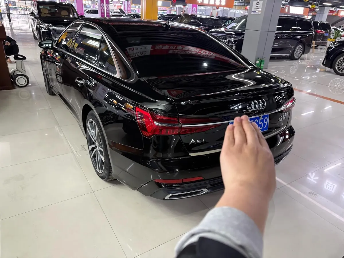 2019 Mercedes-Benz E Class 1.5T 184HP L4 9AT,autocango,china used car exporter,china ev exporter,chinese used car exporter,chinese used ev exporter