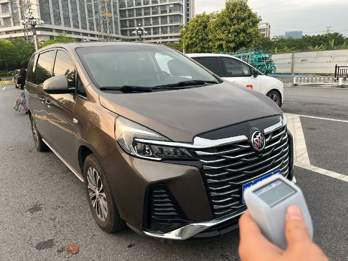 2023 Buick GL8 2.0T 237HP L4 9AT,autocango,china used car exporter,china ev exporter,chinese used car exporter,chinese used ev exporter