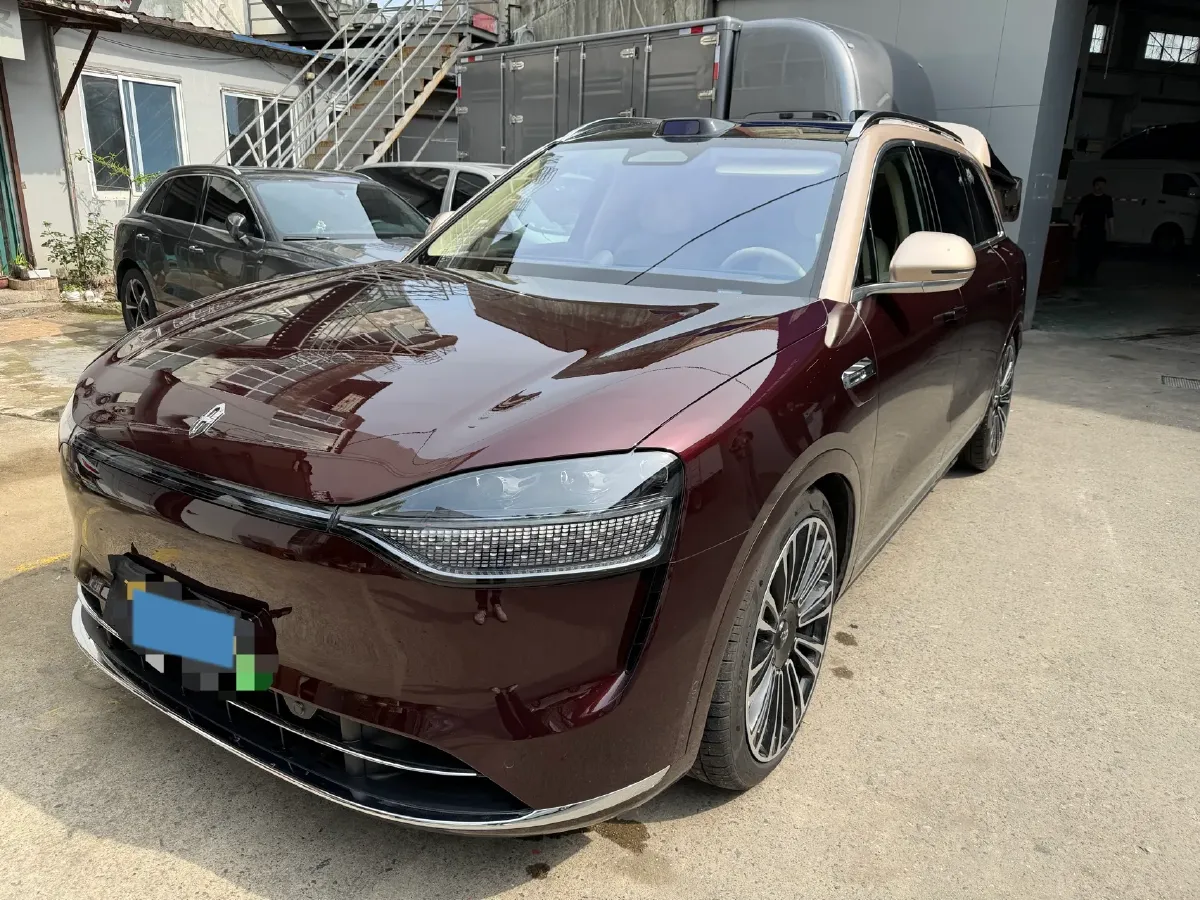 2025 AITO AITO M9 REEV 160HP REEV 52KWH,autocango,china used car exporter,china ev exporter,chinese used car exporter,chinese used ev exporter