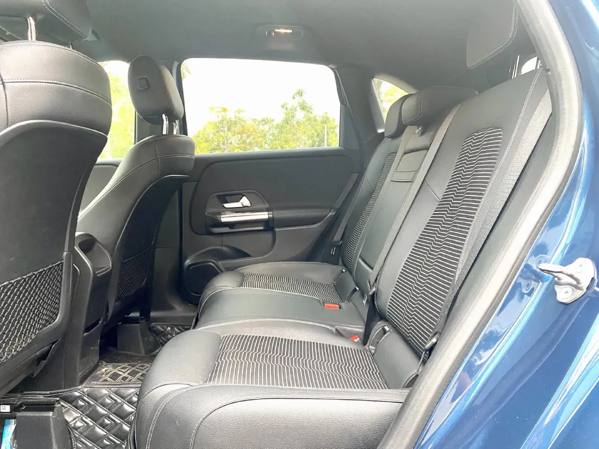 2020 Mercedes-Benz B Class 1.3T 136HP L4 7DCT,autocango,china used car exporter,china ev exporter,chinese used car exporter,chinese used ev exporter