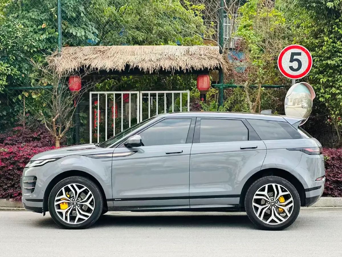 2020 Land Rover Range Rover Evoque 2.0T 249HP L4 9AT,autocango,china used car exporter,china ev exporter,chinese used car exporter,chinese used ev exporter