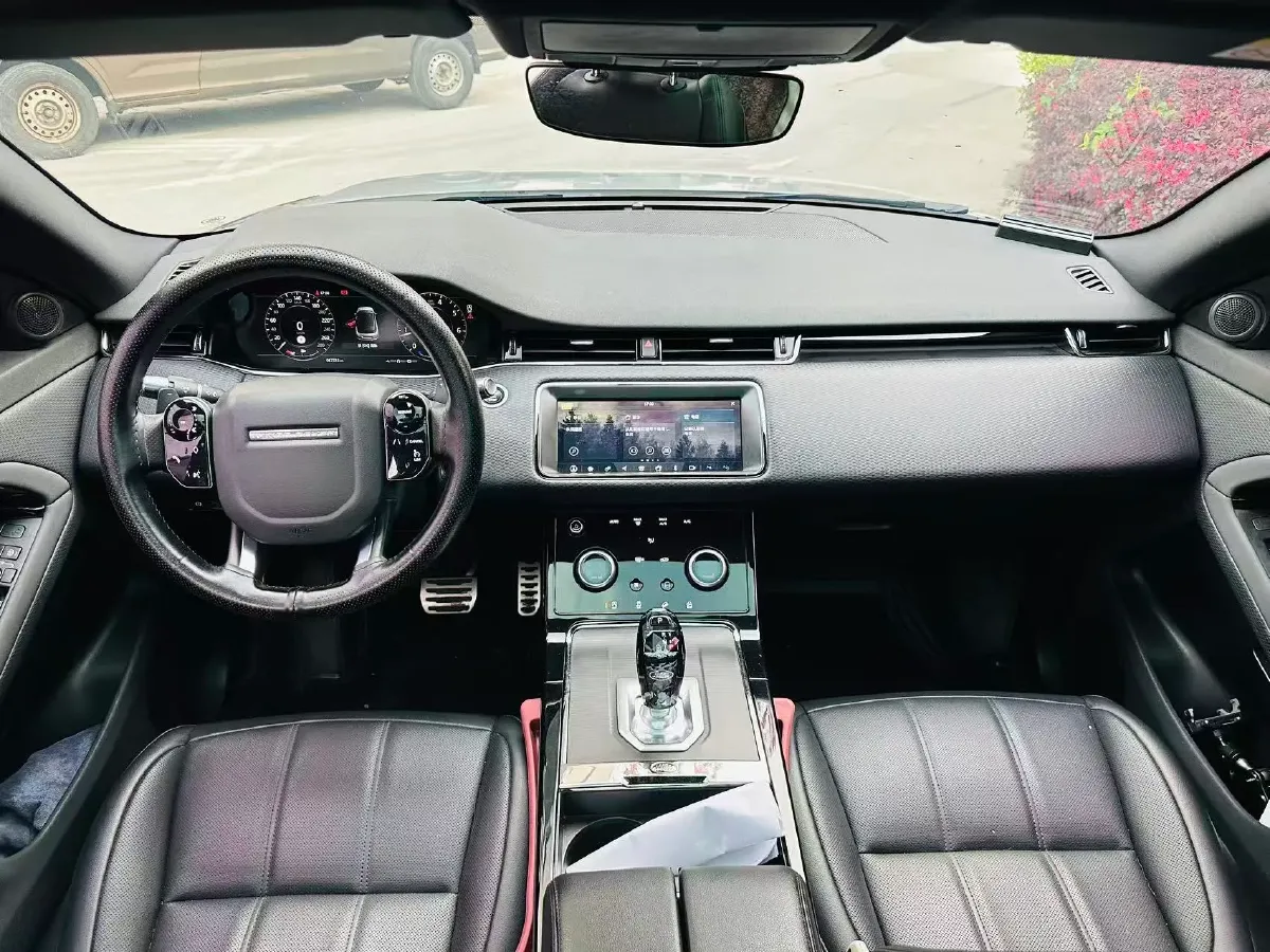 2020 Land Rover Range Rover Evoque 2.0T 249HP L4 9AT,autocango,china used car exporter,china ev exporter,chinese used car exporter,chinese used ev exporter