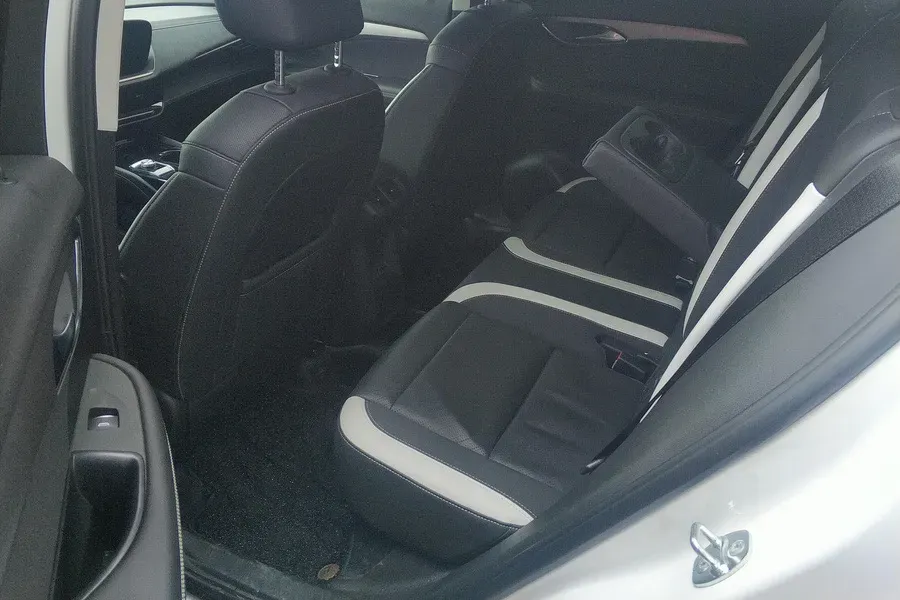 2024 Buick EnvisionS 2.0T 237HP L4 9AT,autocango,china used car exporter,china ev exporter,chinese used car exporter,chinese used ev exporter