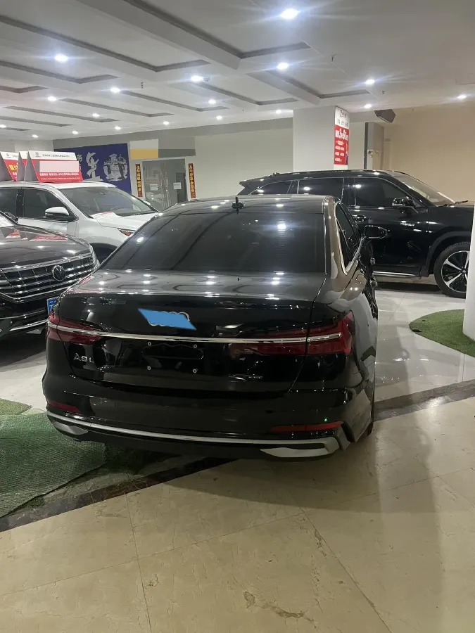 2024 Audi A6L 2.0T 245HP L4 7DCT,autocango,china used car exporter,china ev exporter,chinese used car exporter,chinese used ev exporter