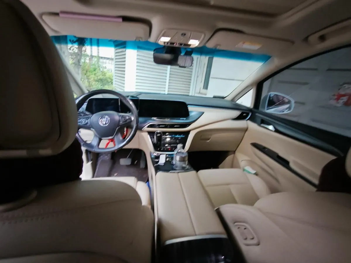 2022 Buick GL8 2.0T 237HP L4 9AT,autocango,china used car exporter,china ev exporter,chinese used car exporter,chinese used ev exporter