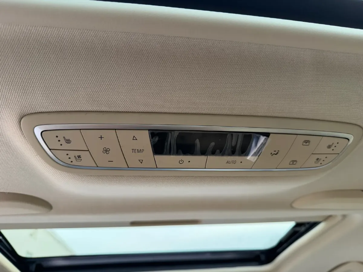 2023 Buick GL8 2.0T 237HP L4 9AT,autocango,china used car exporter,china ev exporter,chinese used car exporter,chinese used ev exporter