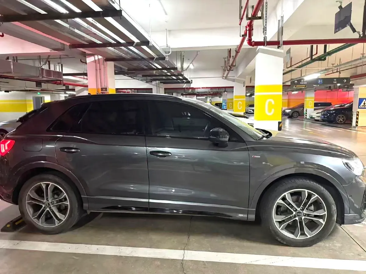 2022 Audi Q3 1.4T 150HP L4 7DCT,autocango,china used car exporter,china ev exporter,chinese used car exporter,chinese used ev exporter