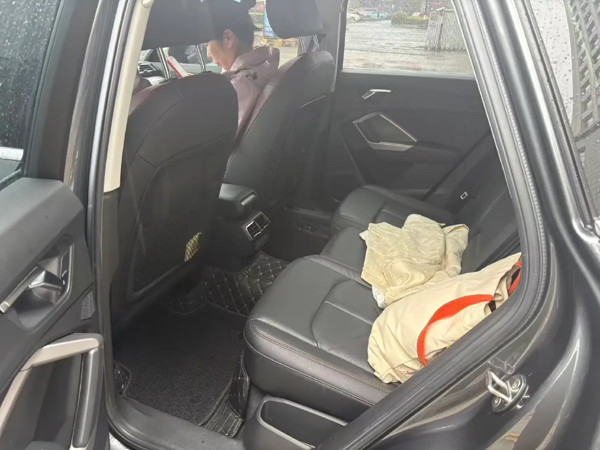 2022 Audi Q3 1.4T 150HP L4 7DCT,autocango,china used car exporter,china ev exporter,chinese used car exporter,chinese used ev exporter