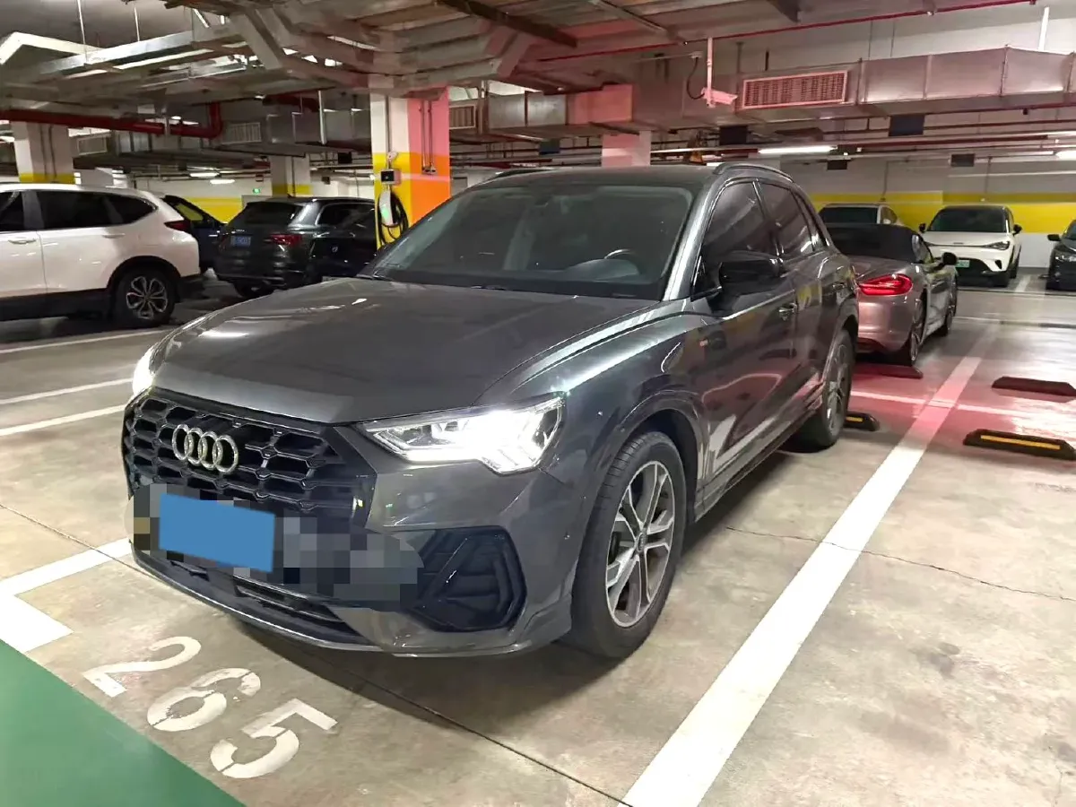2022 Audi Q3 1.4T 150HP L4 7DCT,autocango,china used car exporter,china ev exporter,chinese used car exporter,chinese used ev exporter