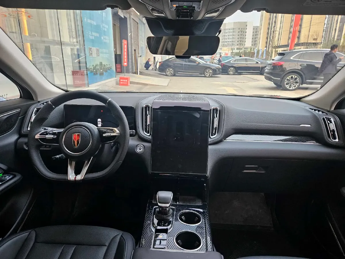 2024 HongQi HS3 1.5T 169HP L4 1DHT PHEV 18.4KWH,autocango,china used car exporter,china ev exporter,chinese used car exporter,chinese used ev exporter