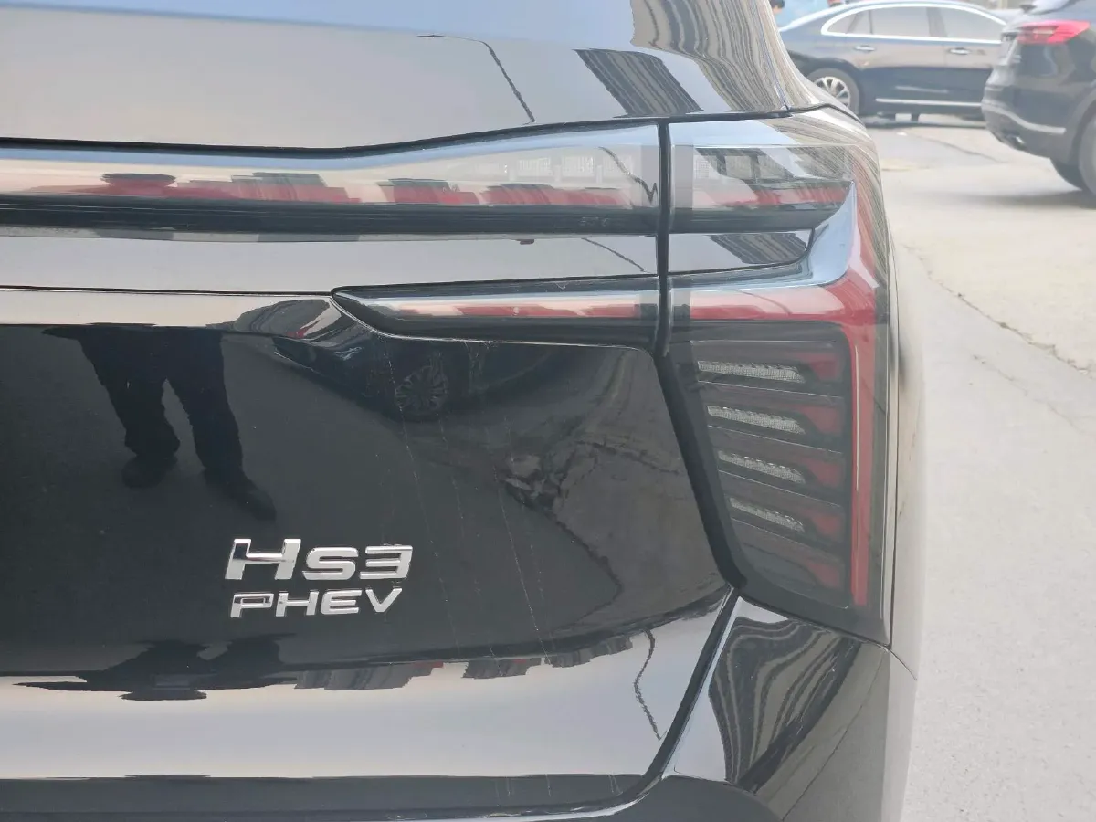 2024 HongQi HS3 1.5T 169HP L4 1DHT PHEV 18.4KWH,autocango,china used car exporter,china ev exporter,chinese used car exporter,chinese used ev exporter