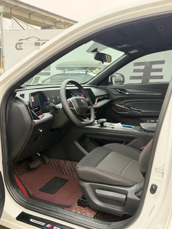 2024 ChangAn X5 PLUS 1.5T 188HP L4 7DCT,autocango,china used car exporter,china ev exporter,chinese used car exporter,chinese used ev exporter