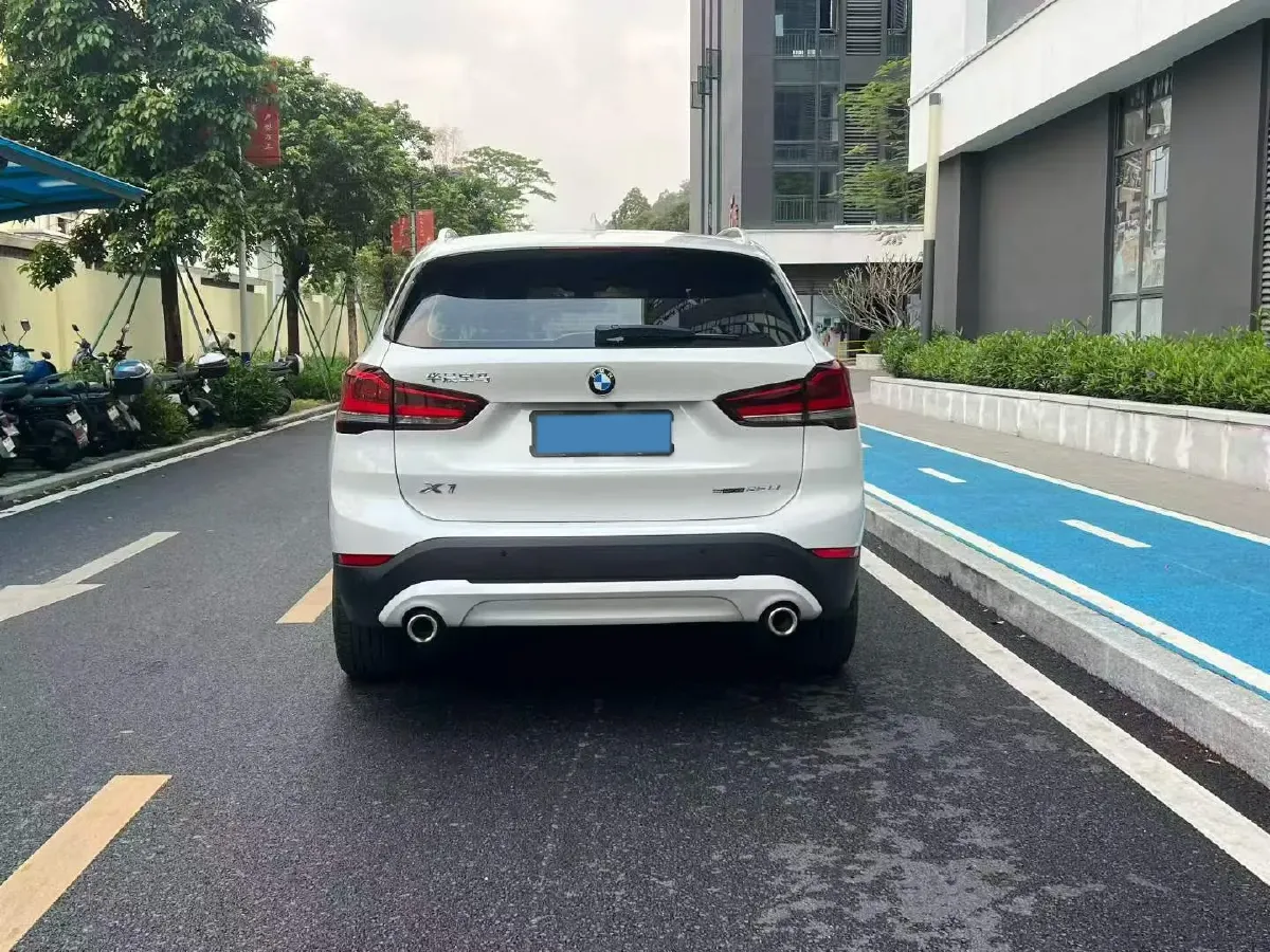 2022 BMW X1 2.0T 192HP L4 7DCT,autocango,china used car exporter,china ev exporter,chinese used car exporter,chinese used ev exporter